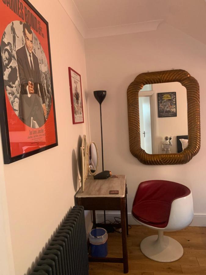 פורטסמות' Southsea Royale James Bond 3 Bed Cool Penthouse, Seafront Parking מראה חיצוני תמונה